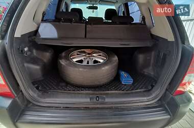 Внедорожник / Кроссовер Hyundai Tucson 2008 в 
