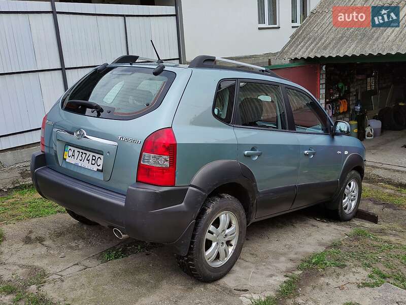 Позашляховик / Кросовер Hyundai Tucson 2007 в Каневі