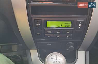Внедорожник / Кроссовер Hyundai Tucson 2007 в 
