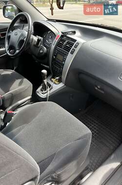 Позашляховик / Кросовер Hyundai Tucson 2008 в 