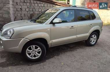 Внедорожник / Кроссовер Hyundai Tucson 2008 в 