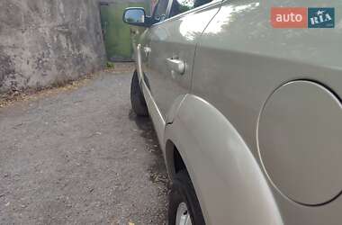 Внедорожник / Кроссовер Hyundai Tucson 2008 в 