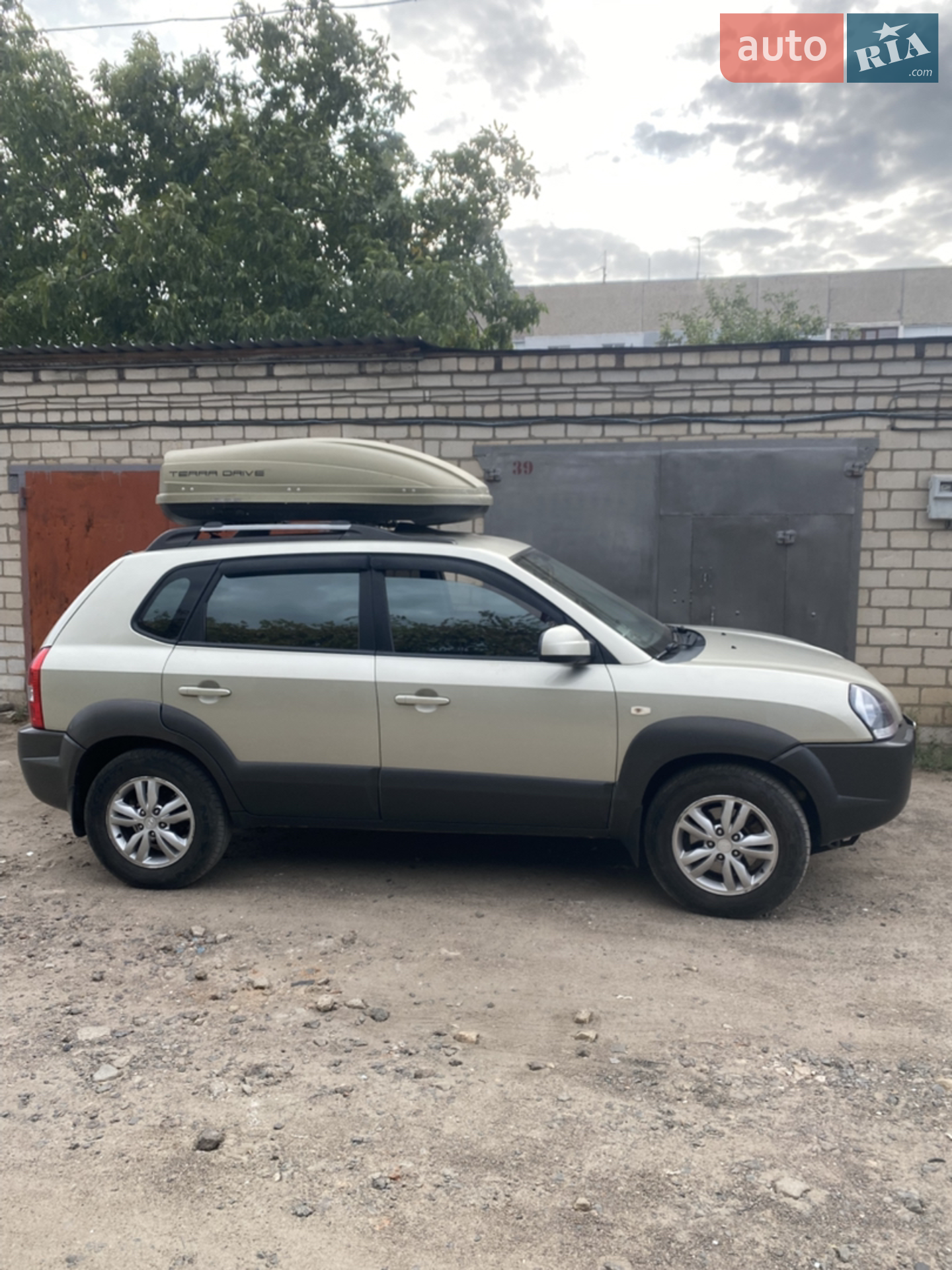 2010 Hyundai Tucson - фото 1