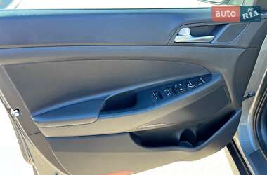 Позашляховик / Кросовер Hyundai Tucson 2019 в 