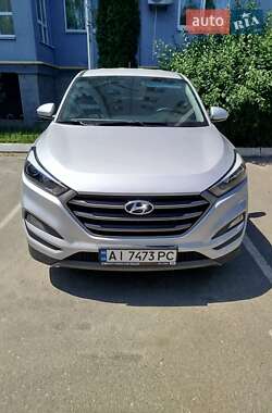 Позашляховик / Кросовер Hyundai Tucson 2016 в Києві