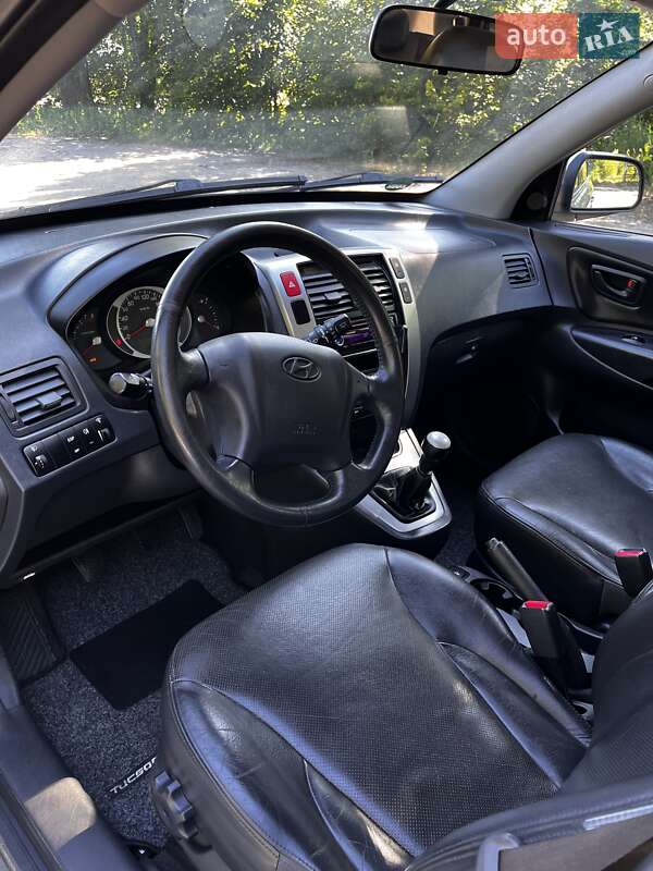 Внедорожник / Кроссовер Hyundai Tucson 2008 в Харькове фото 29 Внедорожник / Кроссовер Hyundai Tucson 2008 в Харькове