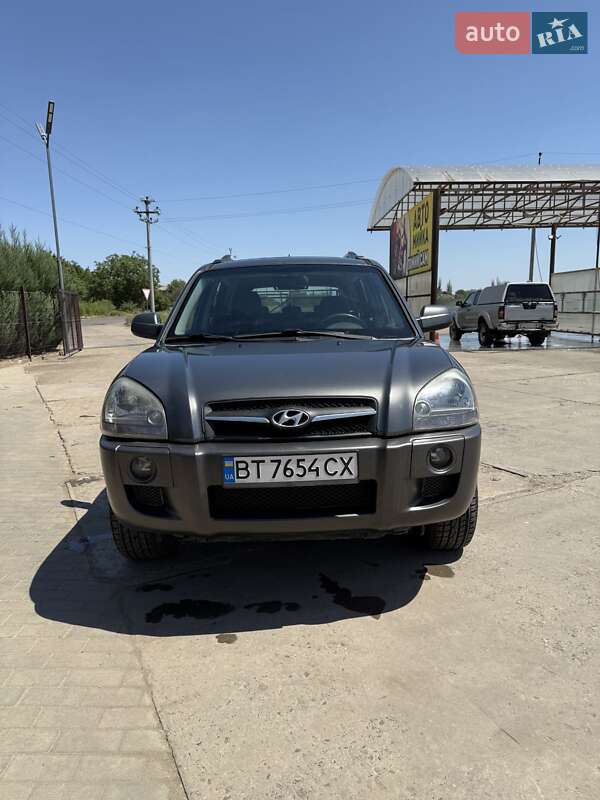 Внедорожник / Кроссовер Hyundai Tucson 2008 в Великой Александровке