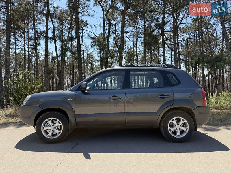 Внедорожник / Кроссовер Hyundai Tucson 2008 в Великой Александровке