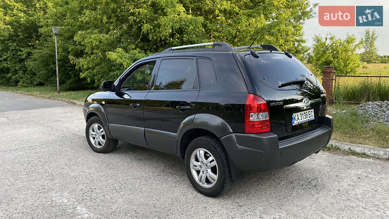 Внедорожник / Кроссовер Hyundai Tucson 2008 в Бердичеве фото 4 Внедорожник / Кроссовер Hyundai Tucson 2008 в Бердичеве