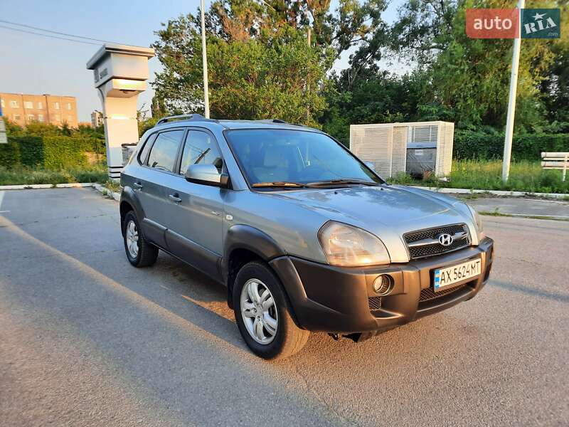 Внедорожник / Кроссовер Hyundai Tucson 2006 в Харькове