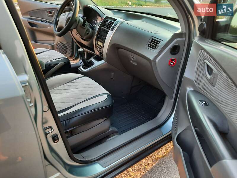 Внедорожник / Кроссовер Hyundai Tucson 2006 в Харькове