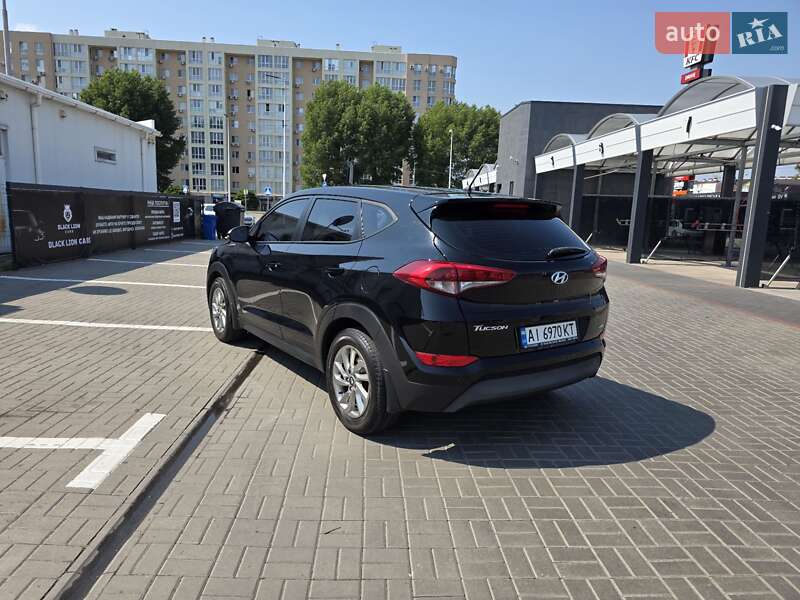 Позашляховик / Кросовер Hyundai Tucson 2016 в Софіївській Борщагівці