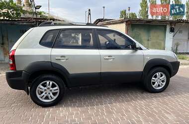 Внедорожник / Кроссовер Hyundai Tucson 2008 в Запорожье