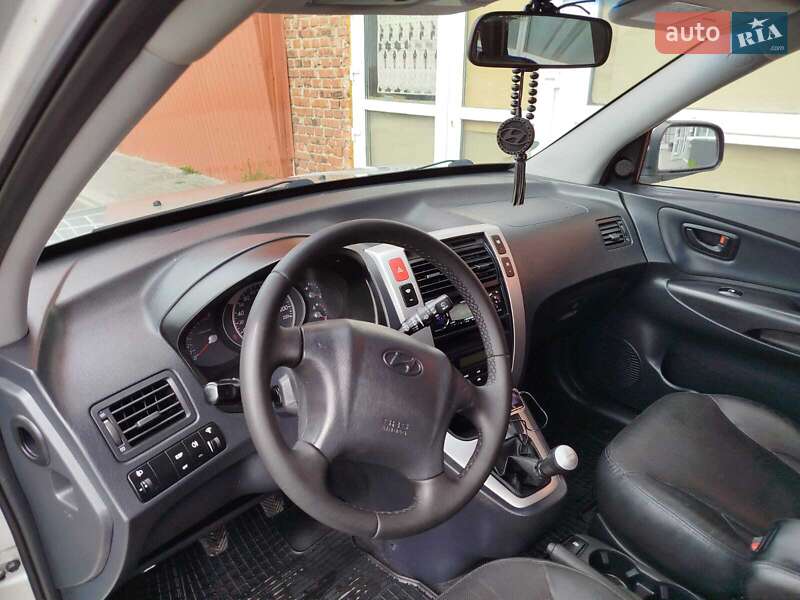 Внедорожник / Кроссовер Hyundai Tucson 2007 в Чернигове
