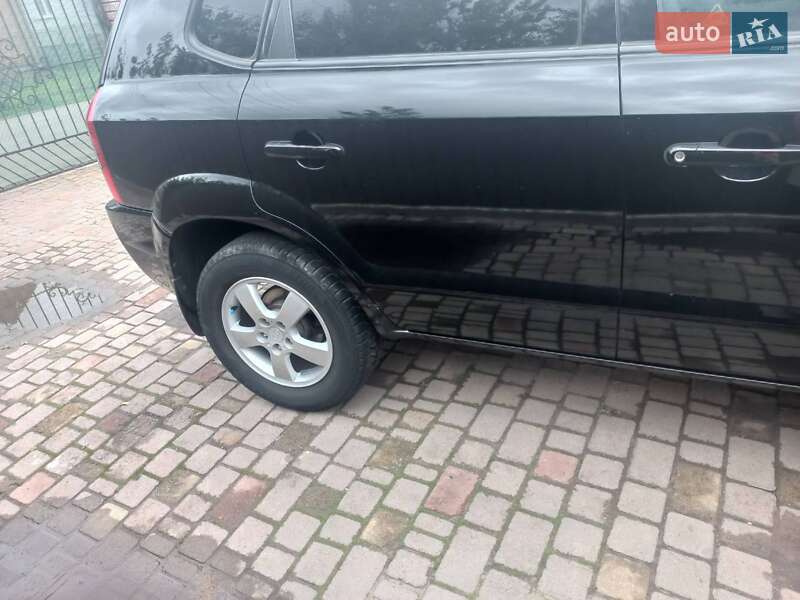 Позашляховик / Кросовер Hyundai Tucson 2006 в Сокалі