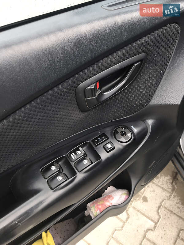 Внедорожник / Кроссовер Hyundai Tucson 2007 в Шумске