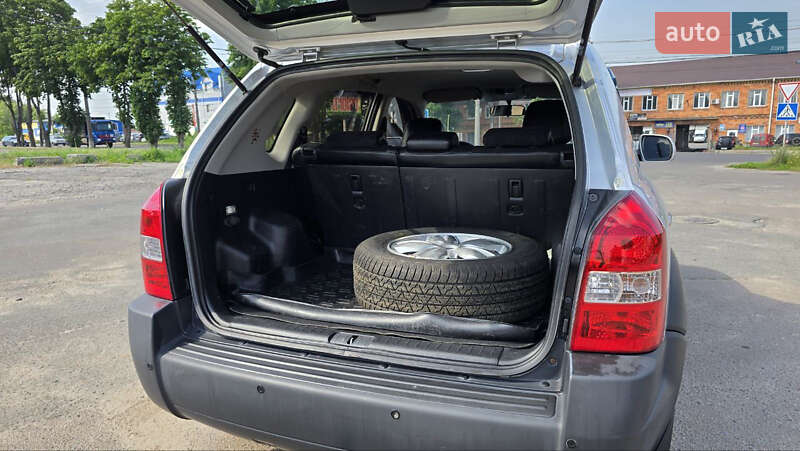 Внедорожник / Кроссовер Hyundai Tucson 2011 в Сумах