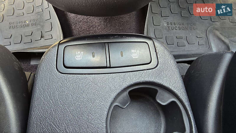 Внедорожник / Кроссовер Hyundai Tucson 2011 в Сумах