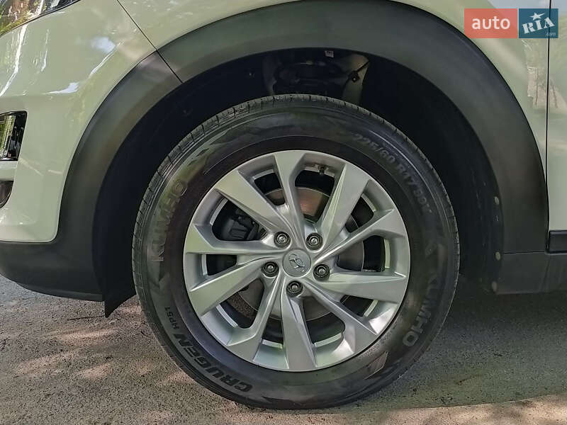 Внедорожник / Кроссовер Hyundai Tucson 2019 в Киеве