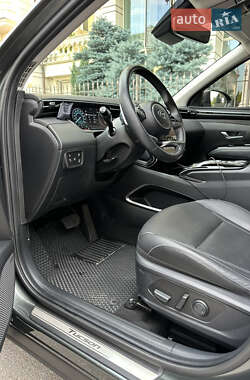Внедорожник / Кроссовер Hyundai Tucson 2021 в 