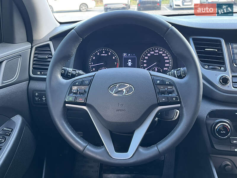 Внедорожник / Кроссовер Hyundai Tucson 2016 в Одессе