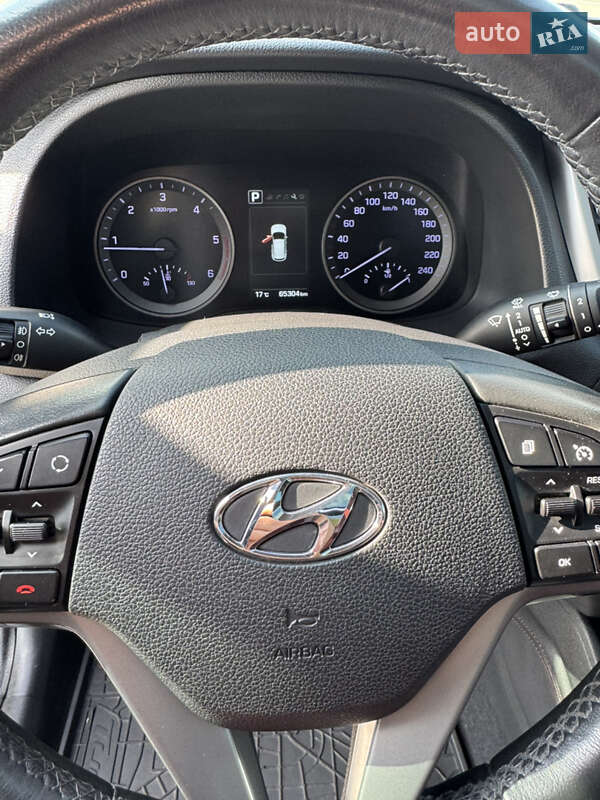 Внедорожник / Кроссовер Hyundai Tucson 2017 в Каменец-Подольском