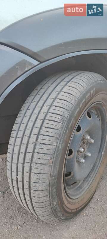 Внедорожник / Кроссовер Hyundai Tucson 2006 в Змиеве