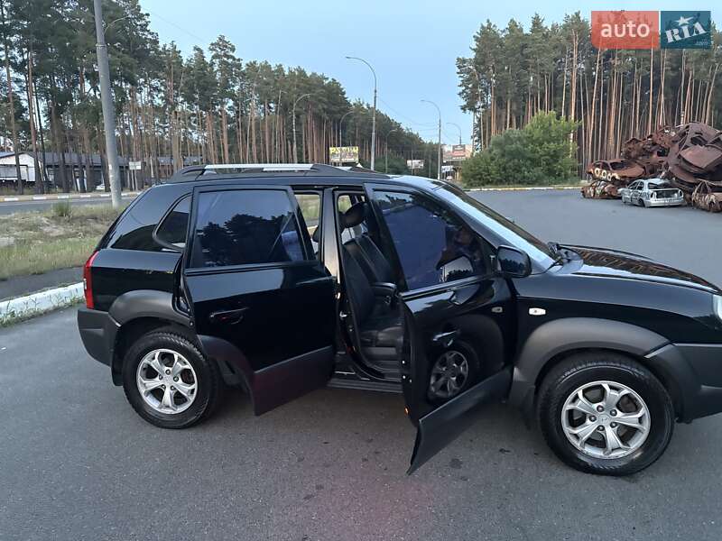 Позашляховик / Кросовер Hyundai Tucson 2008 в Ірпені