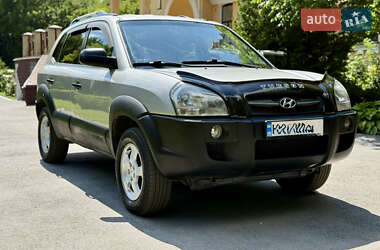 Внедорожник / Кроссовер Hyundai Tucson 2008 в 