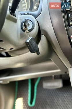 Внедорожник / Кроссовер Hyundai Tucson 2008 в 