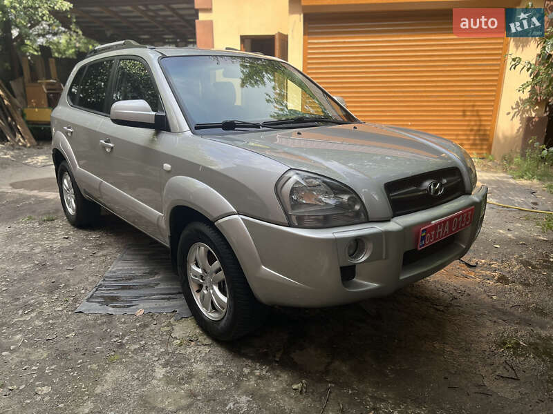 Позашляховик / Кросовер Hyundai Tucson 2009 в Дніпрі