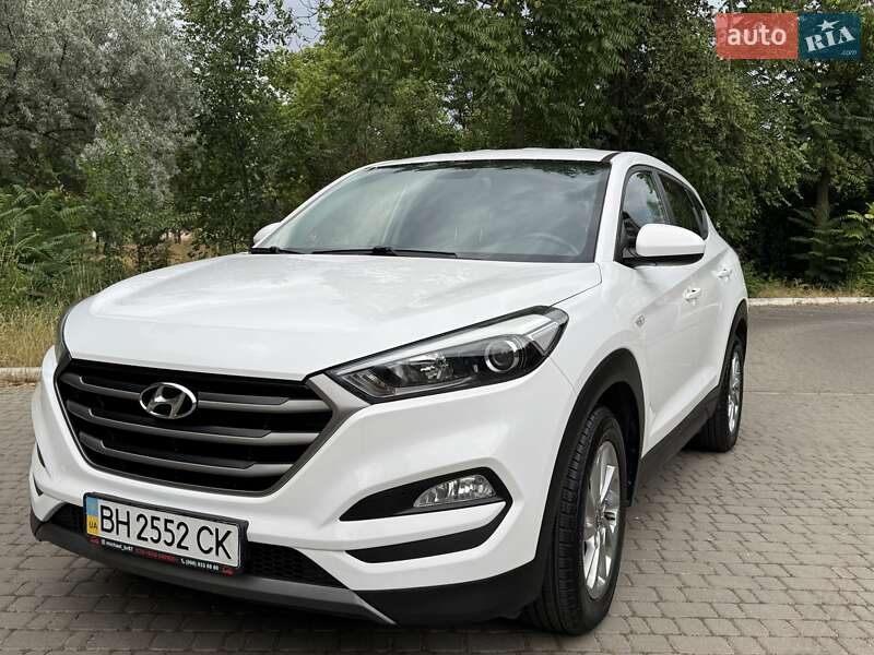 Внедорожник / Кроссовер Hyundai Tucson 2015 в Одессе