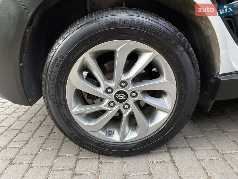 Внедорожник / Кроссовер Hyundai Tucson 2015 в Одессе