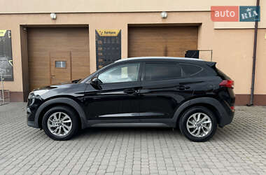 Позашляховик / Кросовер Hyundai Tucson 2016 в 