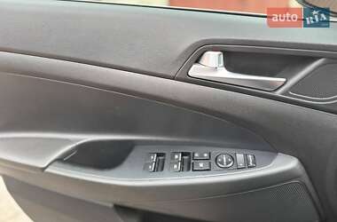 Внедорожник / Кроссовер Hyundai Tucson 2019 в 