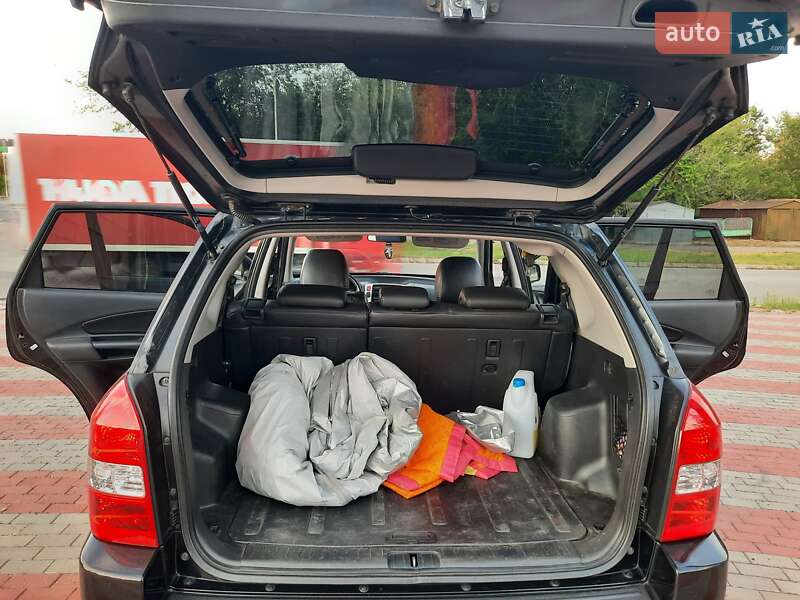 Внедорожник / Кроссовер Hyundai Tucson 2008 в Запорожье