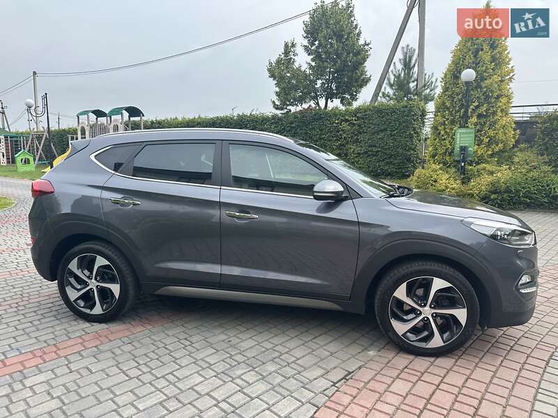 Внедорожник / Кроссовер Hyundai Tucson 2015 в Луцке