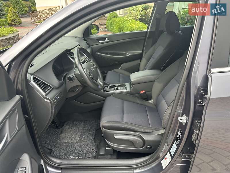 Внедорожник / Кроссовер Hyundai Tucson 2015 в Луцке