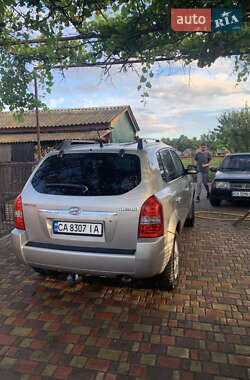 Внедорожник / Кроссовер Hyundai Tucson 2005 в 
