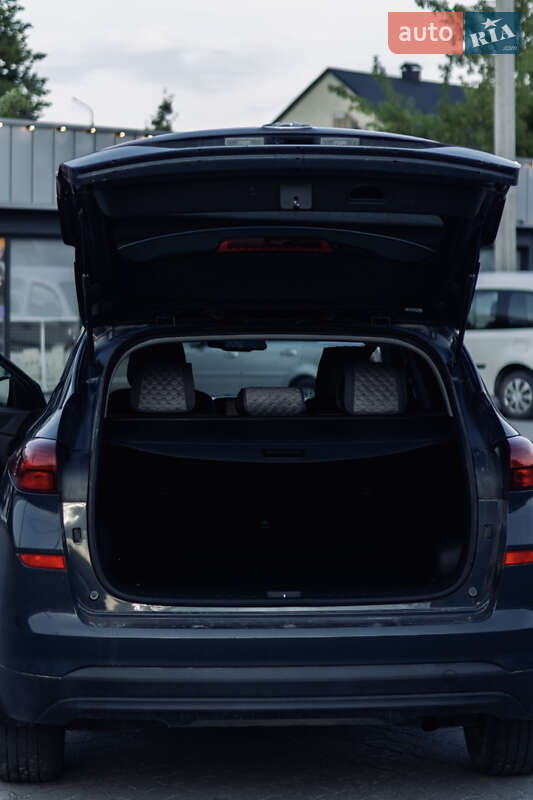 Позашляховик / Кросовер Hyundai Tucson 2019 в Золочеві