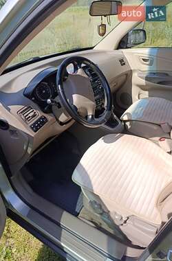 Внедорожник / Кроссовер Hyundai Tucson 2008 в Ромнах