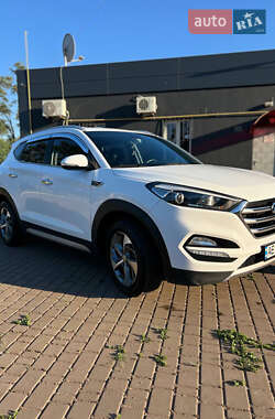Внедорожник / Кроссовер Hyundai Tucson 2016 в Кривом Роге