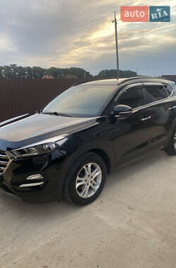 Внедорожник / Кроссовер Hyundai Tucson 2015 в Стрые