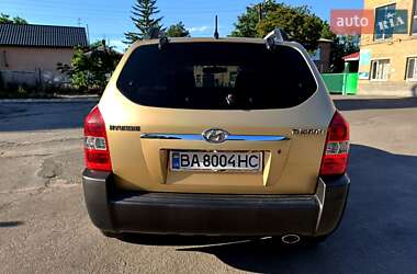 Внедорожник / Кроссовер Hyundai Tucson 2004 в 