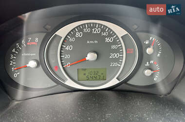 Внедорожник / Кроссовер Hyundai Tucson 2013 в 