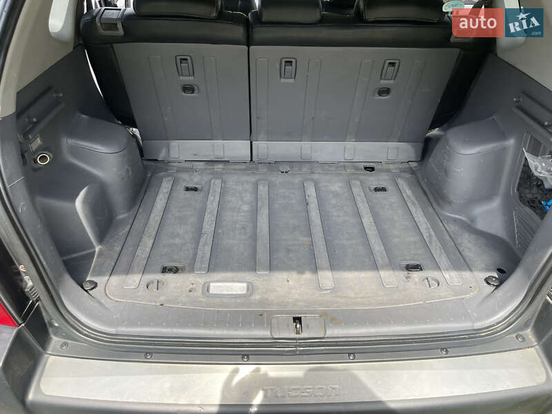 Внедорожник / Кроссовер Hyundai Tucson 2004 в Киеве