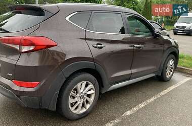 Позашляховик / Кросовер Hyundai Tucson 2017 в Києві