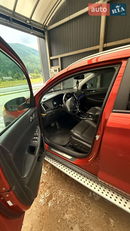 Позашляховик / Кросовер Hyundai Tucson 2016 в Івано-Франківську