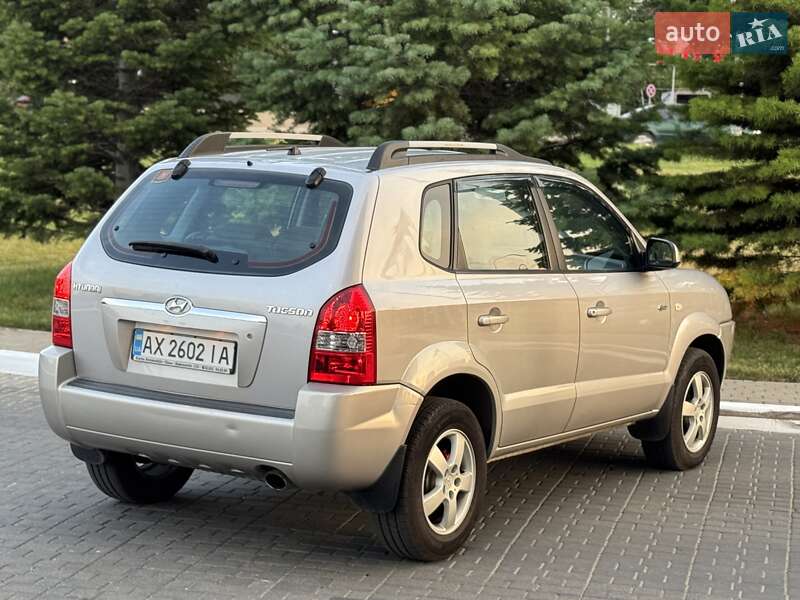 Внедорожник / Кроссовер Hyundai Tucson 2005 в Одессе