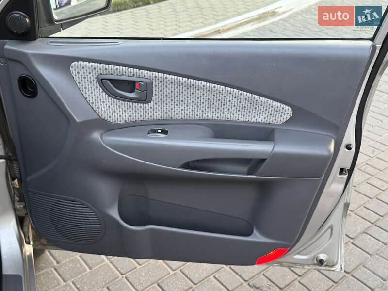 Внедорожник / Кроссовер Hyundai Tucson 2005 в Одессе